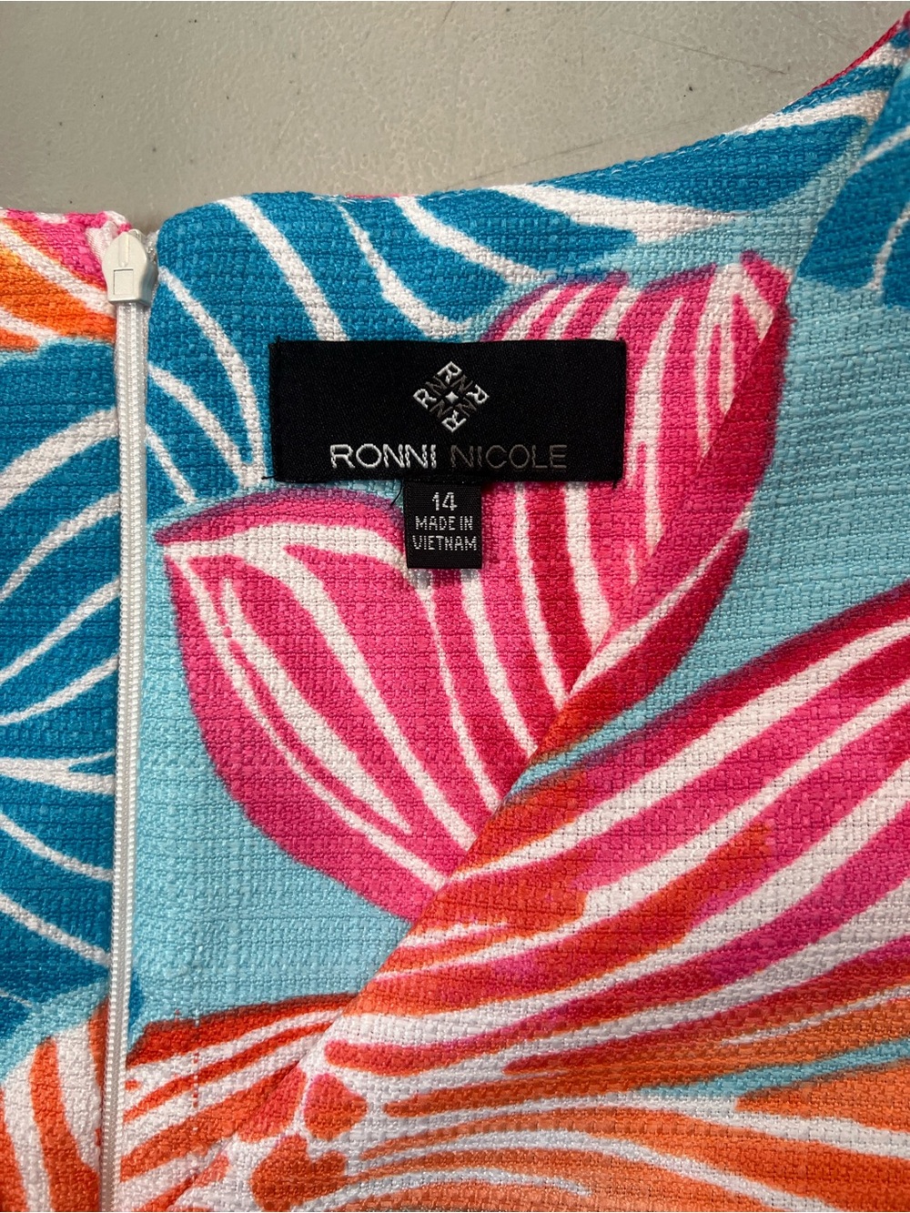 Ronni Nicole Floral Sleeveless Shift Dress Size 14 Tropical Pink Blue Orange - Picture 2 of 6